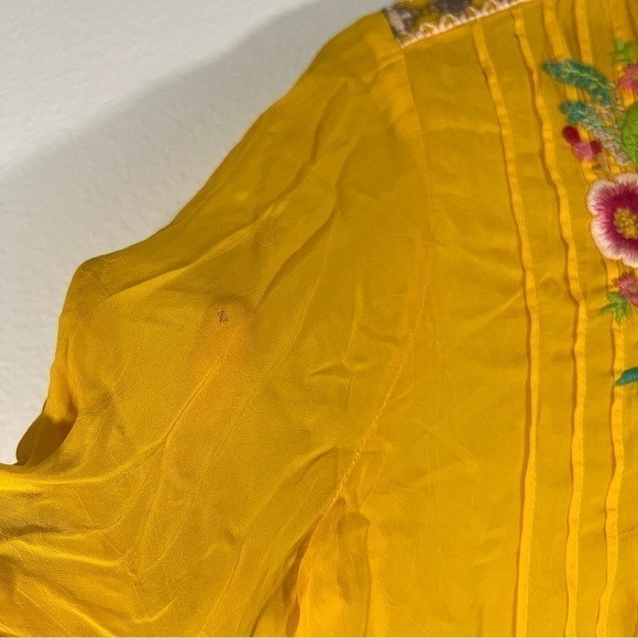 Johnny Was | Gold Embroidered Pintuck Blouse Small - Picture 5 of 8